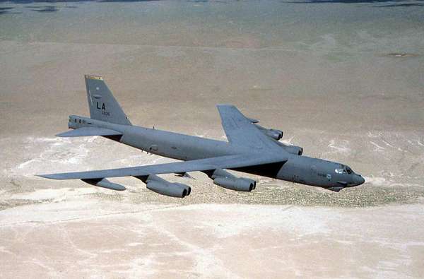 pesawat b 52