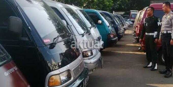 Mobil Omprengan Kota Bandung (Istimewa)