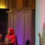 Dalam arahannya Menteri Sosial Khofifah Indar Parawansa meminta jajaran pemerintah daerah dan dinas sosial di seluruh Indonesia untuk meningkatkan kualitas pelayanan kepada penerima manfaat berbagai program pengentasan kemiskinan. AKTUAL/Munzir