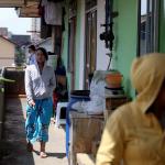 Suasana dikawasan Rumah Susun Bumi Cengkareng Indah, Jakarta, Selasa (31/1/2017).Warga mengaharapkan jika nanti Gubernur DKI Jakarta terpilih, berharap lebih memperhatikan warga yang berada rumah susun tersebut. AKTUAL/Munzir