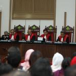 Gubernur Non Aktif Basuki Tjahaja Purnama Menghadiri sidang Lanjutan Kasus Dugaan Penistaan Agama di Auditorium Kementrian Pertanian, Jakarta, Selasa, 31 Januari 2016. Sidang lanjutan yang ke delapan ini diagendakan mendengarkan keterangana saksi salah satunya ketua MUI, Ma'aruf Amin dan anggota KPUD DKI Jakarta Dahlia. Pool/JP/Seto Wardhana