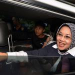 Mantan Deputi Gubernur Bidang Kebudayaan Provinsi DKI Jakarta, Sylviana Murni memberi keterangan kepada wartawan usai diperiksa penyidik Bareskrim Polri, di Gedung Ombudsman, Jakarta, Senin (30/1/2017). Sylvi yang juga Calon Wakil Gubernur DKI Jakarta nomor urut 1 itu diperiksa sebagai saksi terkait dugaan korupsi pembangunan Masjid Al-Fauz yang dibangun dikomplek kantor Wali Kota Jakarta Pusat pada tahun 2010-2011 menggunakan duit APBD sebesar Rp27 Miliar pada masa pemerintahan Gubernur Fauzi Bowo. AKTUAL/Munzir