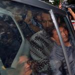 Mantan Deputi Gubernur Bidang Kebudayaan Provinsi DKI Jakarta, Sylviana Murni memberi keterangan kepada wartawan usai diperiksa penyidik Bareskrim Polri, di Gedung Ombudsman, Jakarta, Senin (30/1/2017). Sylvi yang juga Calon Wakil Gubernur DKI Jakarta nomor urut 1 itu diperiksa sebagai saksi terkait dugaan korupsi pembangunan Masjid Al-Fauz yang dibangun dikomplek kantor Wali Kota Jakarta Pusat pada tahun 2010-2011 menggunakan duit APBD sebesar Rp27 Miliar pada masa pemerintahan Gubernur Fauzi Bowo. AKTUAL/Munzir