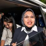 Mantan Deputi Gubernur Bidang Kebudayaan Provinsi DKI Jakarta, Sylviana Murni memberi keterangan kepada wartawan usai diperiksa penyidik Bareskrim Polri, di Gedung Ombudsman, Jakarta, Senin (30/1/2017). Sylvi yang juga Calon Wakil Gubernur DKI Jakarta nomor urut 1 itu diperiksa sebagai saksi terkait dugaan korupsi pembangunan Masjid Al-Fauz yang dibangun dikomplek kantor Wali Kota Jakarta Pusat pada tahun 2010-2011 menggunakan duit APBD sebesar Rp27 Miliar pada masa pemerintahan Gubernur Fauzi Bowo. AKTUAL/Munzir