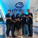 Tim Garda Center siap menyambut calon pelanggan di Gerai Garda Center Mal Boemi Kedaton, Bandar Lampung, Senin (30/1). Gerai ke 21 Garda Center ini untuk pelanggan yang berdomisili di wilayah Lampung untuk dapat menikmati berbagai layanan Asuransi Astra. Pelanggan dapat melakukan klaim di akhir pekan sambil menghabiskan waktu bersama teman atau keluarga. Saat ini gerai Garda Center lainnya berada di kota Jakarta, Batam, Depok, Bekasi, Bogor, Kediri, Medan, Solo, Surabaya, Pekanbaru, Yogyakarta, Tangerang, Karawang, dan akan terus berkembang ke kota-kota lainnya. AKTUAL/Eko S Hilman