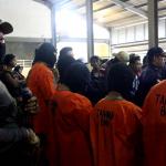 Petugas gabungan BNN dan Bea Cukai berhasil mengamankan lima orang anak buah kapal yang membawa 13,56 kg methampetamine (sabu) serta satu orang warga negara Malaysia tewas saat penangkapan karena melakukan perlawanan, AKTUAL/Munzir