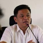 Dalam jumpa persnya Wakil Sekretaris Jenderal (Wasekjen) DPP Partai Golkar, Ace Hasan Syadzily, kami tunggu klarifikasi kepada yang bersangkutan. Klarifikasi ini tujuannya meminta penjelasan kepada yang bersangkutan. Sekaligus nanti DPP sesuai aturan itu mengambil kebijakan. AKTUAL/Munzir