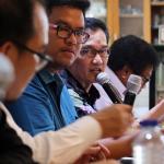 Pengamat Energi UGM Fahmy Radhi, saat diskusi polemik dengan tema "Republik Freeport" di Jakarta, Sabtu (25/2). Sikap PT Freeport Indonesia yang terus-terusan ngotot melawan pemerintah RI adalah wajar. Sebabnya, Freeport sempat nyaman dimanjakan oleh pemerintahan Susilo Bambang Yudhoyono (SBY) dan dijamin oleh surat Sudirman Said ketika masih menjabat Menteri Energi dan Sumber Daya Mineral. AKTUAL/Tino Oktaviano