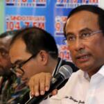 Ketua Komisi VII DPR RI Satya Yudha, saat diskusi polemik dengan tema "Republik Freeport" di Jakarta, Sabtu (25/2). Sikap PT Freeport Indonesia yang terus-terusan ngotot melawan pemerintah RI adalah wajar. Sebabnya, Freeport sempat nyaman dimanjakan oleh pemerintahan Susilo Bambang Yudhoyono (SBY) dan dijamin oleh surat Sudirman Said ketika masih menjabat Menteri Energi dan Sumber Daya Mineral. AKTUAL/Tino Oktaviano