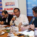 Ketua Komisi VII DPR RI Satya Yudha, saat diskusi polemik dengan tema "Republik Freeport" di Jakarta, Sabtu (25/2). Sikap PT Freeport Indonesia yang terus-terusan ngotot melawan pemerintah RI adalah wajar. Sebabnya, Freeport sempat nyaman dimanjakan oleh pemerintahan Susilo Bambang Yudhoyono (SBY) dan dijamin oleh surat Sudirman Said ketika masih menjabat Menteri Energi dan Sumber Daya Mineral. AKTUAL/Tino Oktaviano