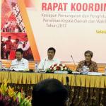 Rakor diselenggarakan untuk mengecek persiapan akhir penyelenggaraan Pilkada di 101 daerah serta mengantisipasi permasalahan dalam penyelenggaraannya. AKTUAL/Munzir