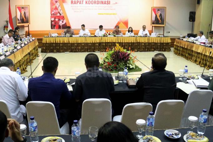 Rakor diselenggarakan untuk mengecek persiapan akhir penyelenggaraan Pilkada di 101 daerah serta mengantisipasi permasalahan dalam penyelenggaraannya. AKTUAL/Munzir
