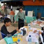 Warga Kampung Akuarium yang tinggal di tenda-tenda darurat memiliki Formulir A5 dan KTP serta KK dapat memberikan hak suara pada Pemilihan Kepala Daerah (Pilkada) DKI Jakarta 2017. AKTUAL/Munzir