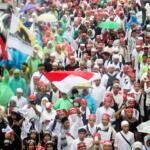 Ratusan ribu umat Islam melakukan aksi long march menuju ke Masjid Istiqal, Jakarta, Sabtu (11/2/2017). Kegiatan aksi 112 ini digelar di Masjid Istiqlal dengan agenda zikir dan tausiyah nasional, Aktual.com/Munzir.