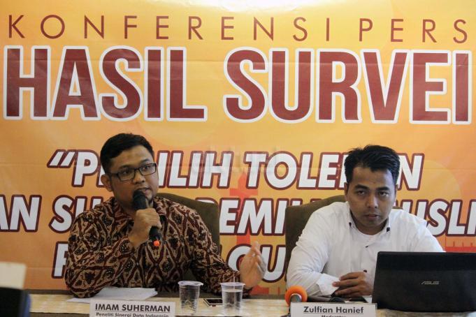 Dalam paparan hasil survei SDI, pemilih setia Ahok/Djarot menuding kubu Agus/Sylvi yang selama ini menyerang kandidatnya selama masa kampanye. Karenanya jika Ahok/Djarot tak lolos ke putaran kedua, mereka akan mengalihkan dukungan kepada pasangan Anies/Sandy. AKTUAL/Munzir