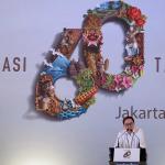 Presiden Direktur PT Astra International Tbk Prijono Sugiarto saat memberikan sambutan pada acara Media Gathering HUT ke-60 Astra di Jakarta,Jumat (24/2).PT Astra International Tbk terus berupaya berkontribusi positif terhadap kemajuan bangsa di berbagai bidang, seiring dengan cita-cita perusahaan untuk sejahtera bersama bangsa. Selama 60 tahun kehadirannya di tengah-tengah masyarakat Indonesia, Astra telah menjadi bagian dari dinamika kehidupan sosial ekonomi masyarakat Indonesia.Komitmen tersebut ditegaskan kembali dalam peringatan HUT ke-60 Astra dengan tema “Berbagi Inspirasi Membangun Bangsa.” Selama 6 dekade, Astra tumbuh dan berkembang bersama bangsa sebagai wujud nyata dari filosofi Astra untuk terus memberikan manfaat bagi banyak orang. Nilai ini yang membuat usaha Astra berkelanjutan, bahkan berkembang cukup signifikan hingga sekarang. AKTUAL/Eko S Hilman