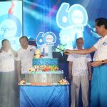 Presiden Direktur BCA Jahja Setiaatmadja saat Penutupan Porseni BCA, di Jakarta. Minggu (26/2/2017). Porseni yang merupakan rangkaian kegiatan HUT ke-60 BCA ini telah berlangsung dari 24 Februari hingga 26 Februari 2017 diadakan untuk mengapresiasi seluruh keluarga besar BCA atas kerja keras dan dedikasi dalam menghantarkan BCA menjadi salah satu bank swasta nasional terbesar di Indonesia. AKTUAL/Eko S Hilman