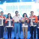 Presiden Direktur BCA Jahja Setiaatmadja saat Penutupan Porseni BCA, di Jakarta. Minggu (26/2/2017). Porseni yang merupakan rangkaian kegiatan HUT ke-60 BCA ini telah berlangsung dari 24 Februari hingga 26 Februari 2017 diadakan untuk mengapresiasi seluruh keluarga besar BCA atas kerja keras dan dedikasi dalam menghantarkan BCA menjadi salah satu bank swasta nasional terbesar di Indonesia. AKTUAL/Eko S Hilman