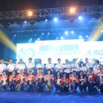 Presiden Direktur BCA Jahja Setiaatmadja saat Penutupan Porseni BCA, di Jakarta. Minggu (26/2/2017). Porseni yang merupakan rangkaian kegiatan HUT ke-60 BCA ini telah berlangsung dari 24 Februari hingga 26 Februari 2017 diadakan untuk mengapresiasi seluruh keluarga besar BCA atas kerja keras dan dedikasi dalam menghantarkan BCA menjadi salah satu bank swasta nasional terbesar di Indonesia. AKTUAL/Eko S Hilman