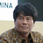 Direktur Utama PT Pertamina baru Elia Massa Manik, saat akan konferensi pers di kantor pusat Pertamina, Jakarta, Kamis (16/3). Kementerian Badan Usaha Milik Negara (BUMN) selaku pemegang saham mayoritas PT Pertamina (Persero) telah memutuskan Elia Massa Manik sebagai Direktur Utama Pertamina mulai 16 Maret 2017. Pengangkatan Elia Massa Manik sesuai dengan surat bernomor SK-52/MBU/03/2017 tentang pengangkatan anggota direksi perseroan Pertamina. AKTUAL/Tino Oktaviano