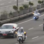 Rombongan Raja Salman bin Abdulaziz Al Saud melintas di ruas Jalan Tol Jagorawi, Jakarta, Rabu (1/3/2017). Raja Salman beserta rombongan tiba di Indonesia melalui bandara Halim Perdanakusuma dan langsung bertolak ke Istana Bogor, Jawa Barat. AKTUAL/Munzir