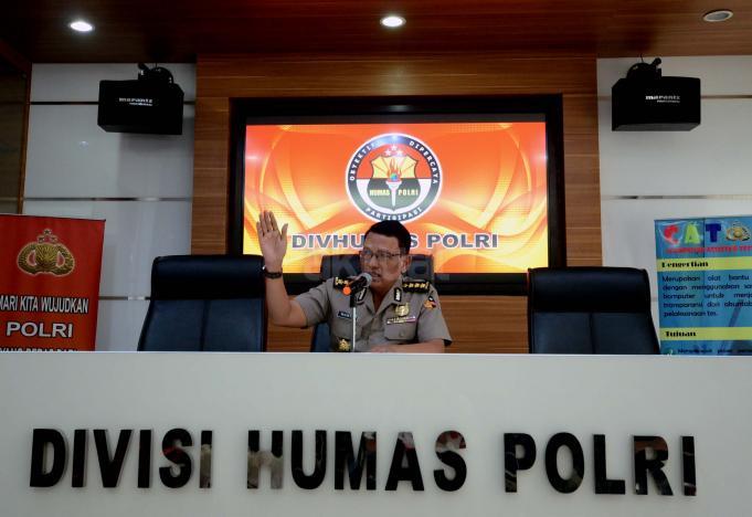 Sebelumnya Tim Densus 88 Antiteror Polri berhasil menangkap 8 terduga teroris di wilayah Banten dan Jawa Barat. Penangkapan pertama terjadi pada pukul 05.00 WIB, di wilayah Pesanggrahan, Desa Tanjung Baru, Kecamatan Cikarang, Bekasi, Jawa Barat. AKTUAL/Munzir