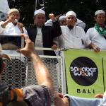 Aksi kawal sidang Ahok ini dalam rangka mengawal sidang tuntutan terdakwa kasus penodaan agama yang dilakukan Gubernur DKI Jakarta, Basuki Tjahaja Purnama atau Ahok. AKTUAL/Munzir