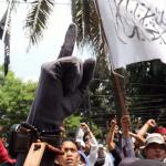 Aksi kawal sidang Ahok ini dalam rangka mengawal sidang tuntutan terdakwa kasus penodaan agama yang dilakukan Gubernur DKI Jakarta, Basuki Tjahaja Purnama atau Ahok. AKTUAL/Munzir