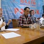 Pengamat Politik LIPI, Siti Zuhro saat diskusi Pilkada di Cikini, Jakarta Pusat, Sabtu (15/4). Diskusi tersebut bertemakan Pilkada Sehat dan Demokratis. AKTUAL/Tino Oktaviano