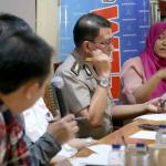 Ketua Bawaslu DKI Jakarta Mimah Susanti saat diskusi Pilkada di Cikini, Jakarta Pusat, Sabtu (15/4). Diskusi tersebut bertemakan Pilkada Sehat dan Demokratis. AKTUAL/Tino Oktaviano