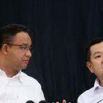 Ketua Umum Partai Perindo Hary Tanoesoedibjo (kanan) berdialog dengan Cagub DKI Jakarta Anies Baswedan (kiri) di DPP Partai Perindo, Jalan Diponegoro, Menteng, Jakarta Pusat, Kamis (20/4/2017). Partai Perindo menggelar syukuran keunggulan Anies-Sandi dari Ahok-Djarot, dalam hitung cepat semua lembaga survei terkait Pilkada DKI Jakarta putaran kedua. AKTUAL/Munzir