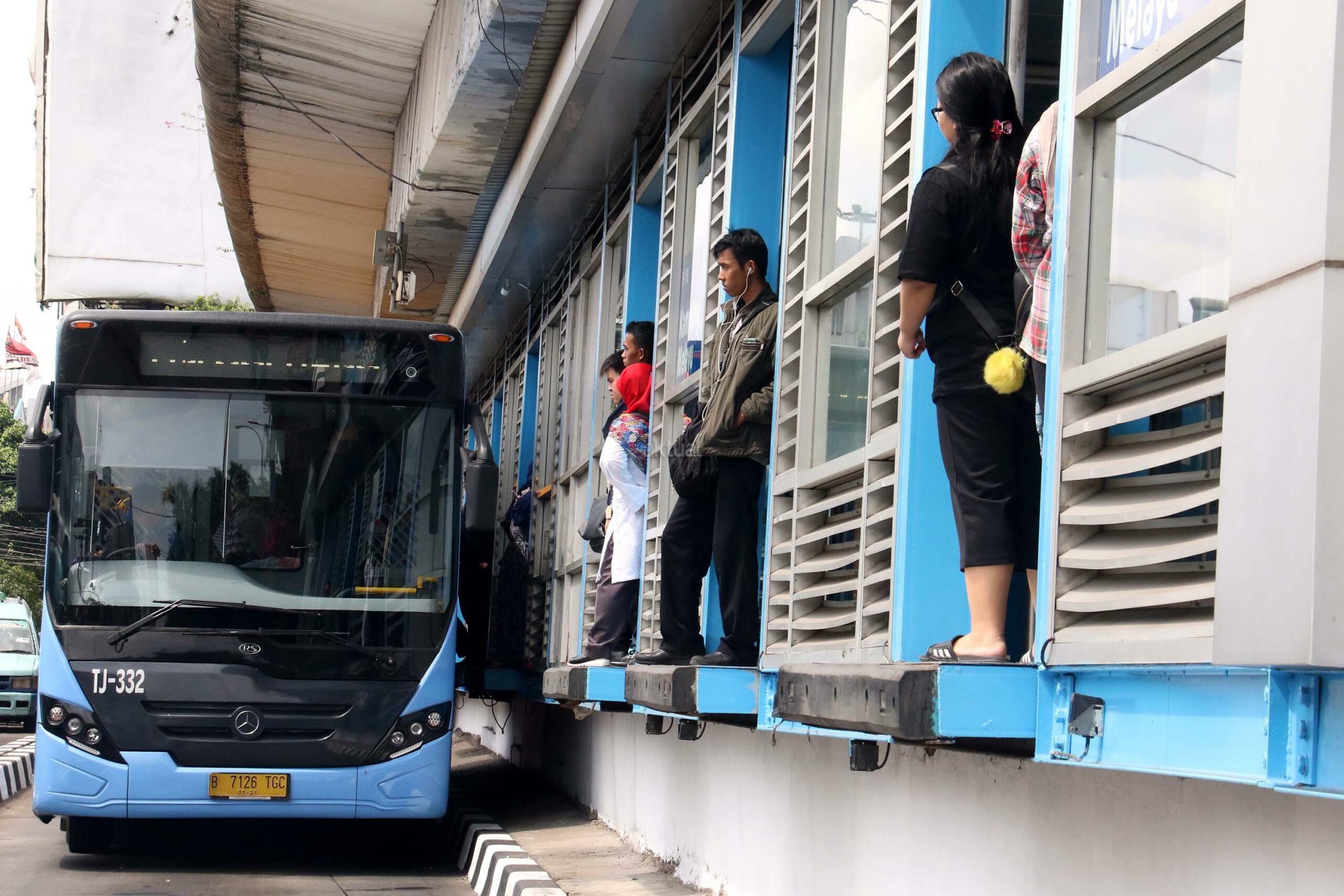 Halte TransJakarta Kampung Melayu Kembali Beroperasi - Laman 2 Dari 3 ...