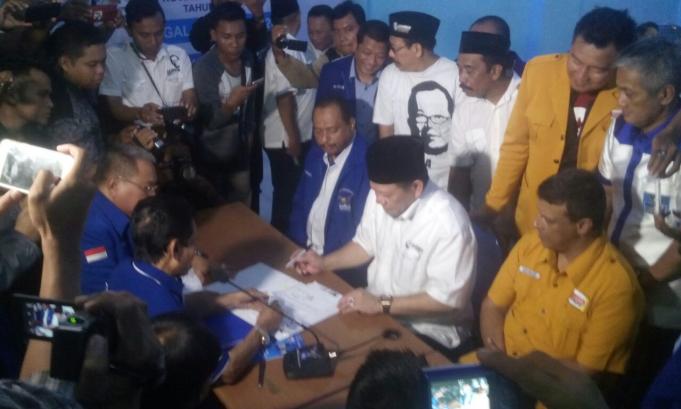La Nyalla daftar bakal calon gubernur Jatim ke Demokrat Jatim (Aktual/Ahmad H Budiawan)