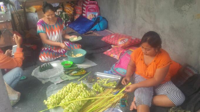 Kegiatan pengungsi Gunung Agung Kegiatan pengungsi Gunung Agung