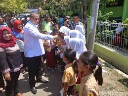 Menteri Desa, Pembangunan Daerah Tertinggal, dan Transmigrasi Eko Putro Sandjojo