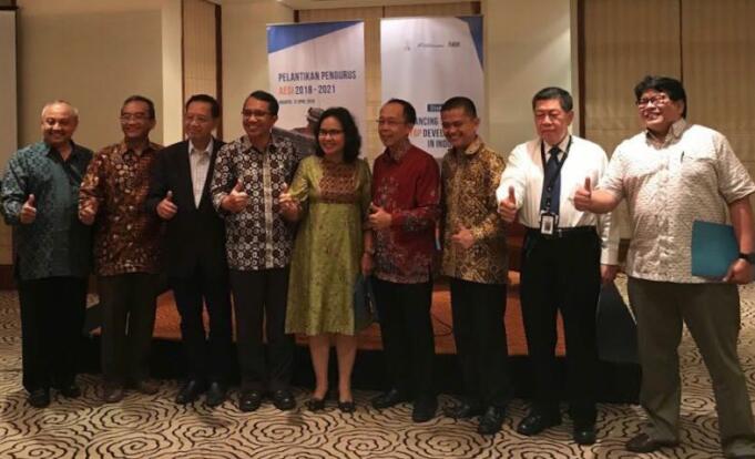 Asosiasi Energi Surya Indonesia (AESI) akan melakukan pelantikan pengurus periode 2018 – 2021. Asosiasi didirikan pada tanggal 15 desember 2016 di GKM Green tower, Tb.Simatupang, Jakarta Selatan telah melaksanakan MUNAS ke-1 pada tanggal 25 Febuari 2018.