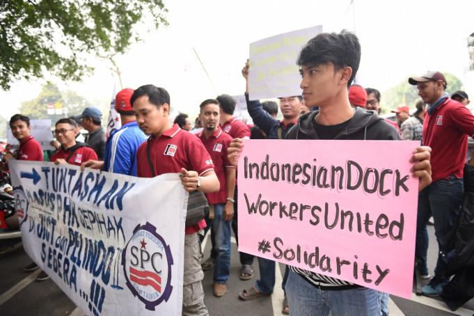 Aksi Unjuk Rasa Pekerja Pelabuhan yang tergabung dalam FPPI