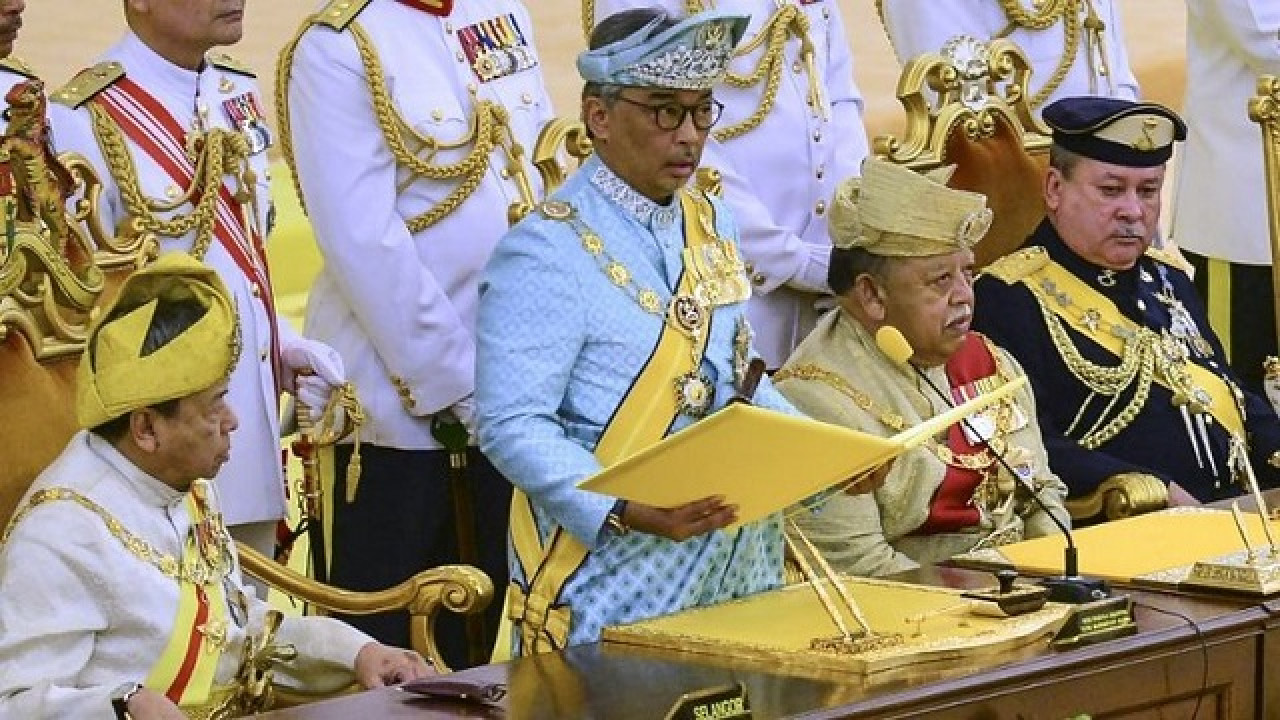 Sultan Pahang Dilantik Sebagai Raja Malaysia