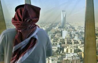 Cegah Virus Corona Masuk, Arab Saudi Tangguhkan Penerbitan Visa Umrah dan Kunjungan