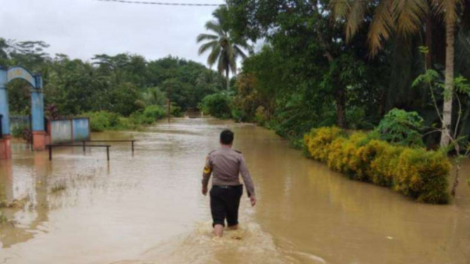 Banjir landa Kabupaten Penajam Paser Utara, Provinsi Kalimantan Timur. Foto : BNPB.