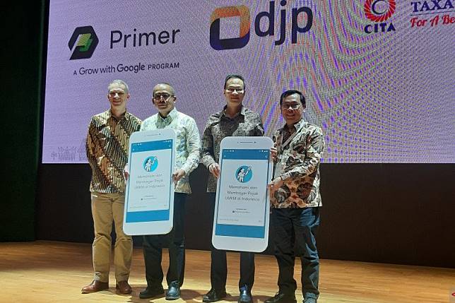 Managing Director Google Indonesia Randy Jusuf (kedua kanan) bersama narasumber lain pada acara Peluncuran Grow with Google di Perpustakaan Nasional, Jakarta, Selasa (18/2/2020). (FOTO ANTARA/Katriana)