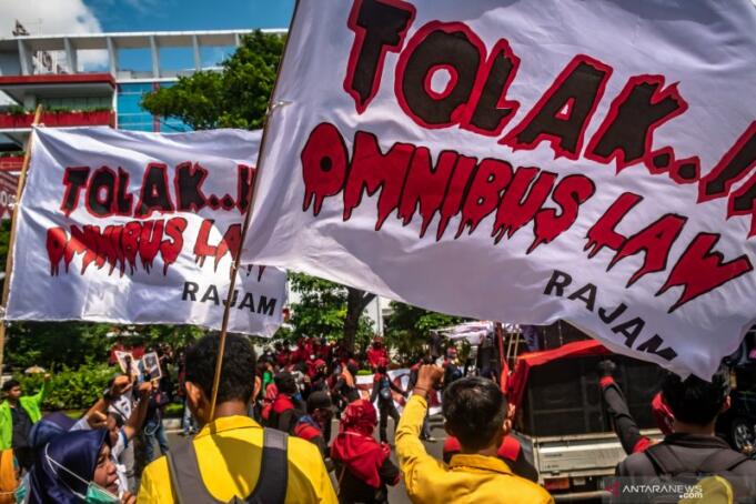 Aksi Penolakan Omnibus Law/Foto: Antaranews