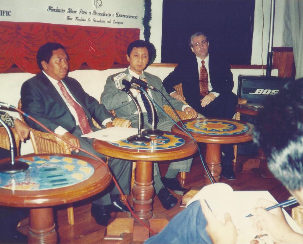Menjadi wakil pemerintah Indonesia dalam rangka rekonsiliasi dengan tokoh-tokoh terkemuka di Timor Timur.