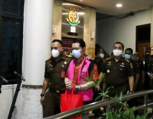 Geledah Apartemen Jimmy Sutopo, Kejagung Temukan 36 Lukisan Berlapis Emas