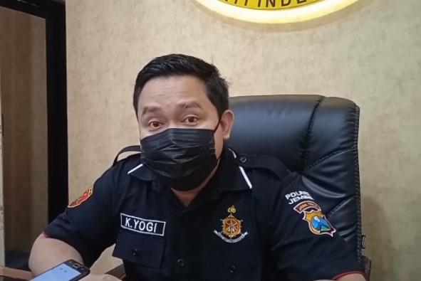 Kasatreskrim Polres Jember AKP. Komang Yogi Arya Wiguna saat ditemui diruang kerjanya. Foto/Aziz