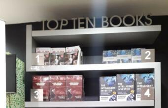 Buku ‘Bocah Kebon Dari Deli’ Masuk 10 Kategori Buku Favorit di Gramedia Buku 'Bocah Kebon Dari Deli' masuk dalam kategori Top Ten Book di Gramedia Matraman, Jakarta Pusat