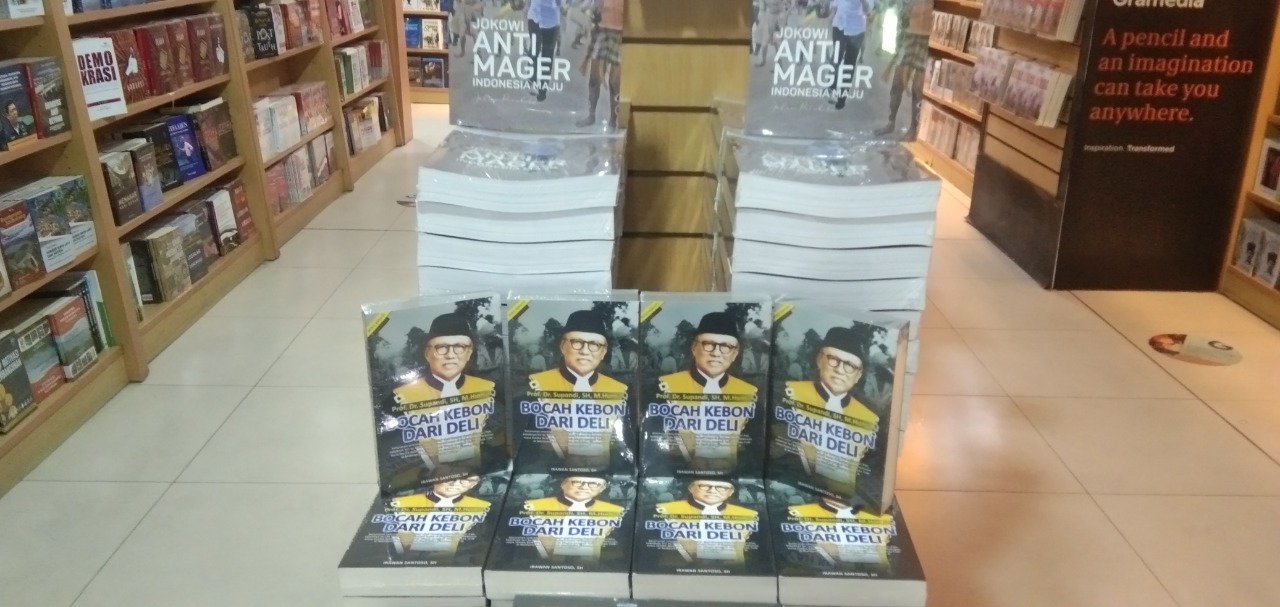 Buku 'Bocah Kebon Dari Deli' di toko buku Gramedia, Jakarta