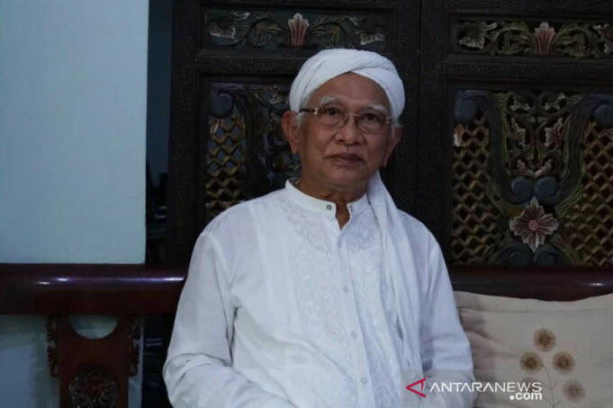 Pengurus Besar Nahdlatul Ulama (PBNU) Ahmad Mustofa Bisri/Antara
