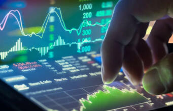 IHSG Dibuka Menguat ke Level 8.991, Rupiah Melemah di Awal Perdagangan