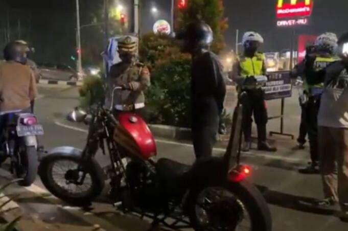 Screenshot_2022-04-10-06-23-23-96_40deb401b9ffe8e1df2f1cc5ba480b12